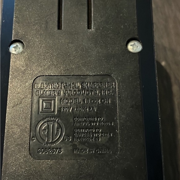 X-Acto Pencil Sharpner, Swingline 3 Hole Puncher, & Scotch Tape Dispenser - Picture 10 of 12